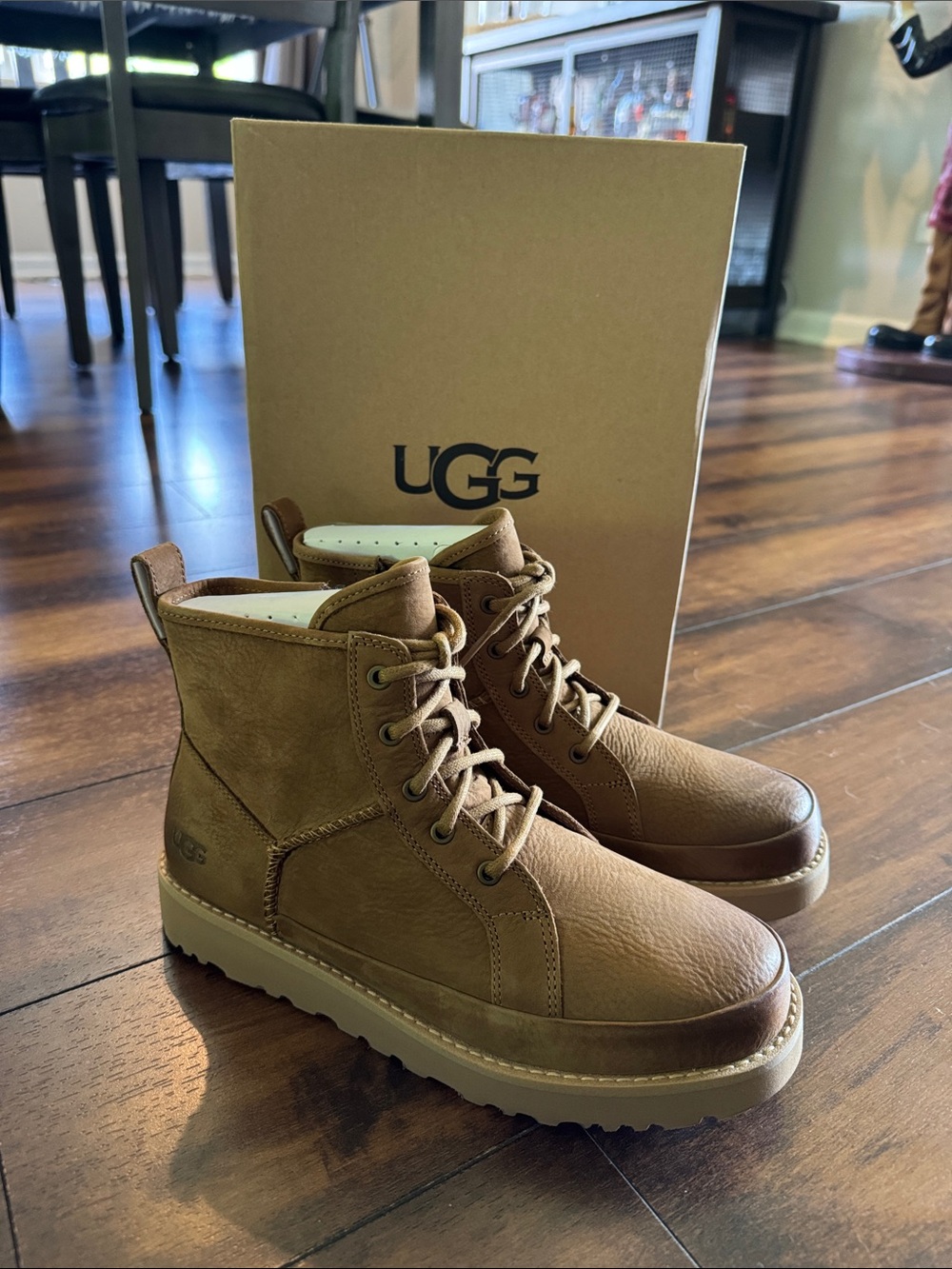 UGG women’s  Chestnut Tan Lace-Up Side Zipper Leather Ankle Boots